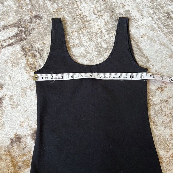 Aritzia Wilfred Free Red Scoop Neck Sleeveless Bodysuit Sz XS - Picture 9 of 9